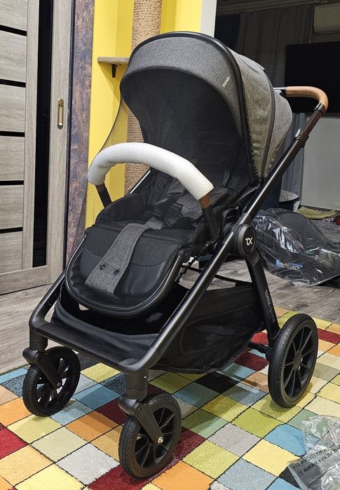 Продам коляску 3в1