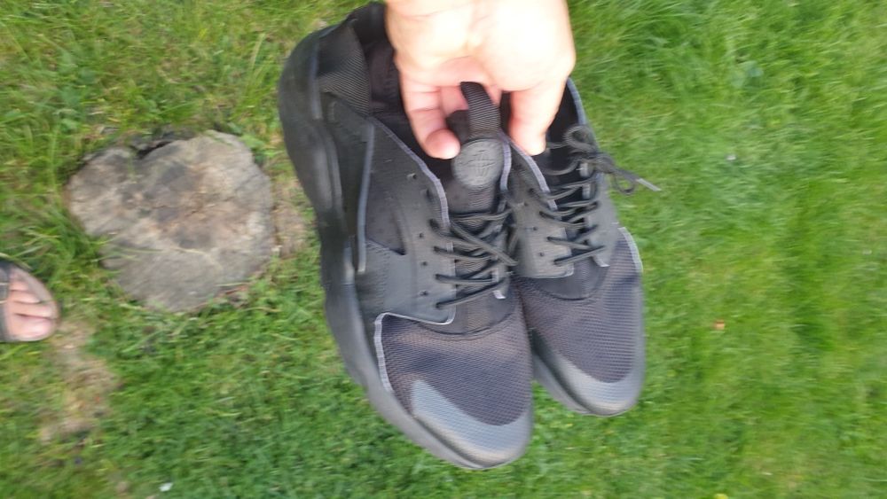 Adidasi Nike hurache 44