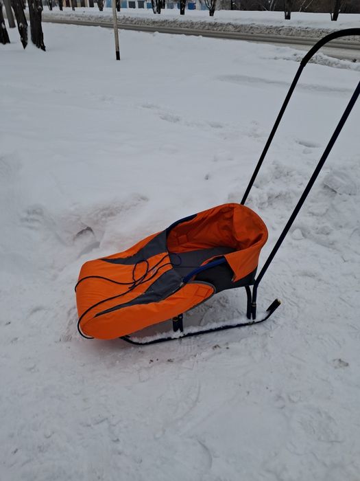 Санки с чехлом вместе  7тыс