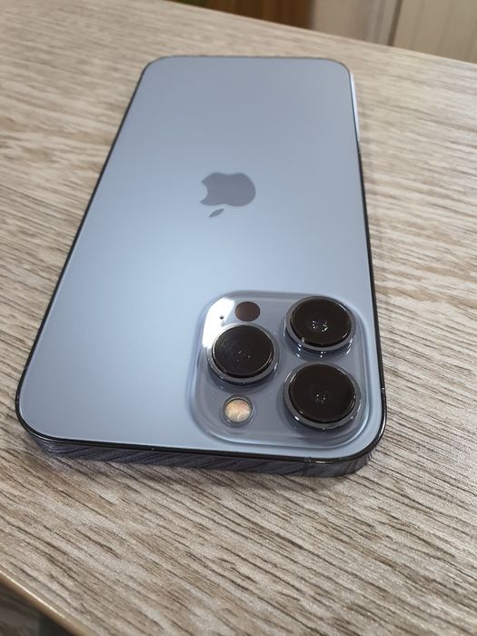 iPhone 13 Pro Max  256gb  LL/A