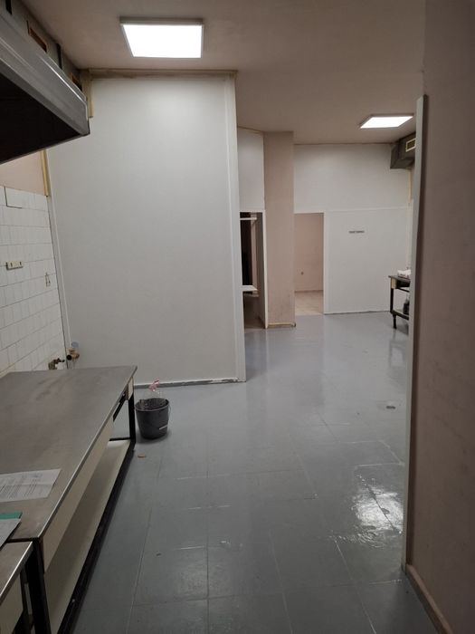 Дава се под наем Промишлена сграда в Стара Загора, Три чучура - север - 120 кв.м за 660 € - Снимка #4