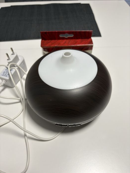 Ароматизатор и овлажнител