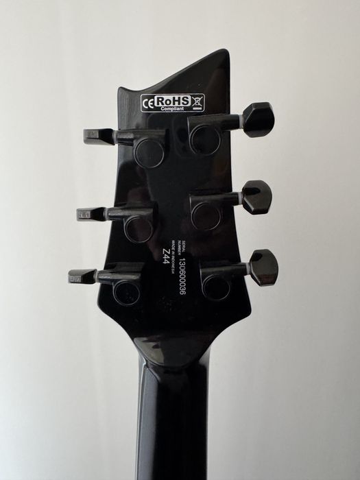 CORT Z44 BK с еmg HZ-H4 (H-H)