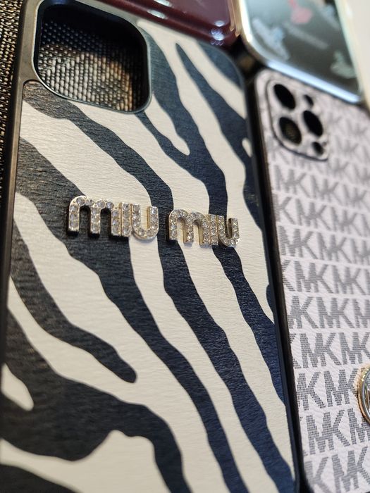 Чехлы на IPhone 12 Pro