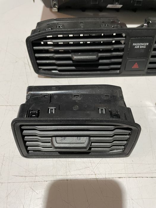 grile aerisire  vw caddy