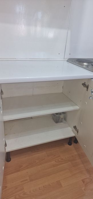 Кухонный гарнитур продам