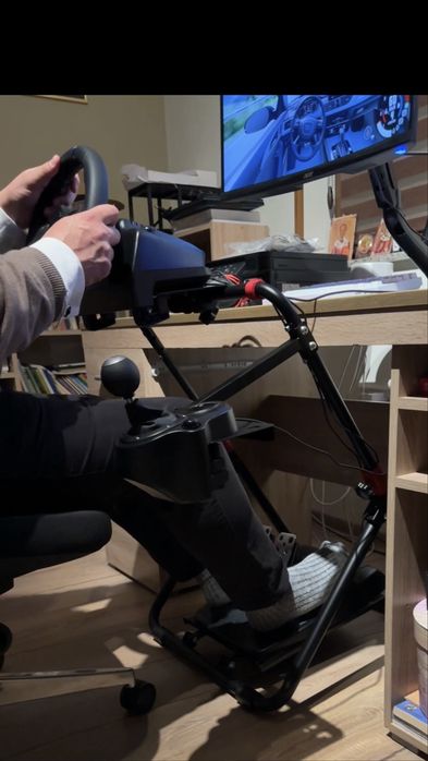 Logitech G29 + schimbător + pedale + stand MYRIA MG7424