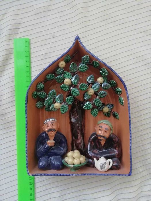 Вышивка крестиком, керамическое панно на стену, магниты на холодильник