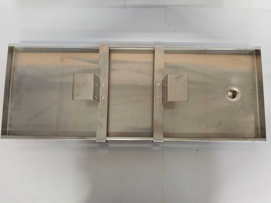 Стойка и кондензна тава за термопомпа