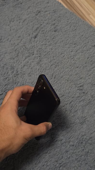 Samsung S23 128gb + husa