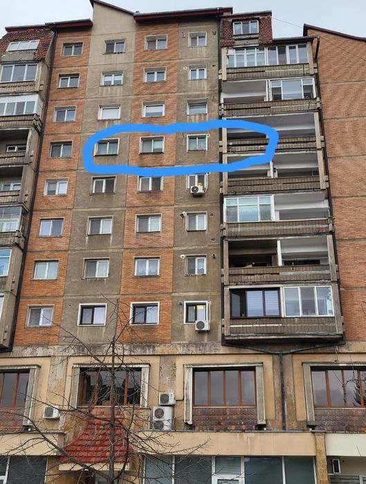 Vând apartament zona centrală