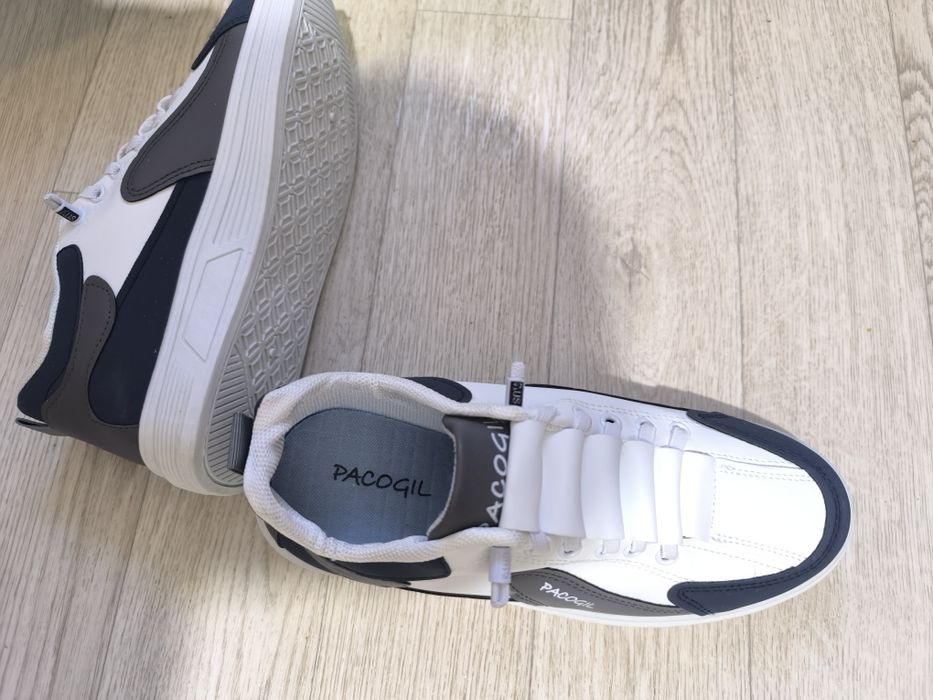 Продаю    кроссовки