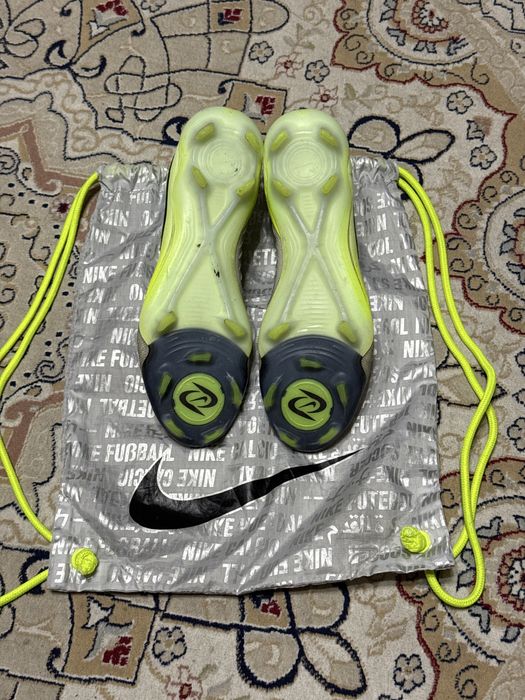 Продам бутсы Nike Phantom GX II Elite FG