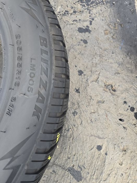 205 55 r16 brigestone iarna Dot 2022