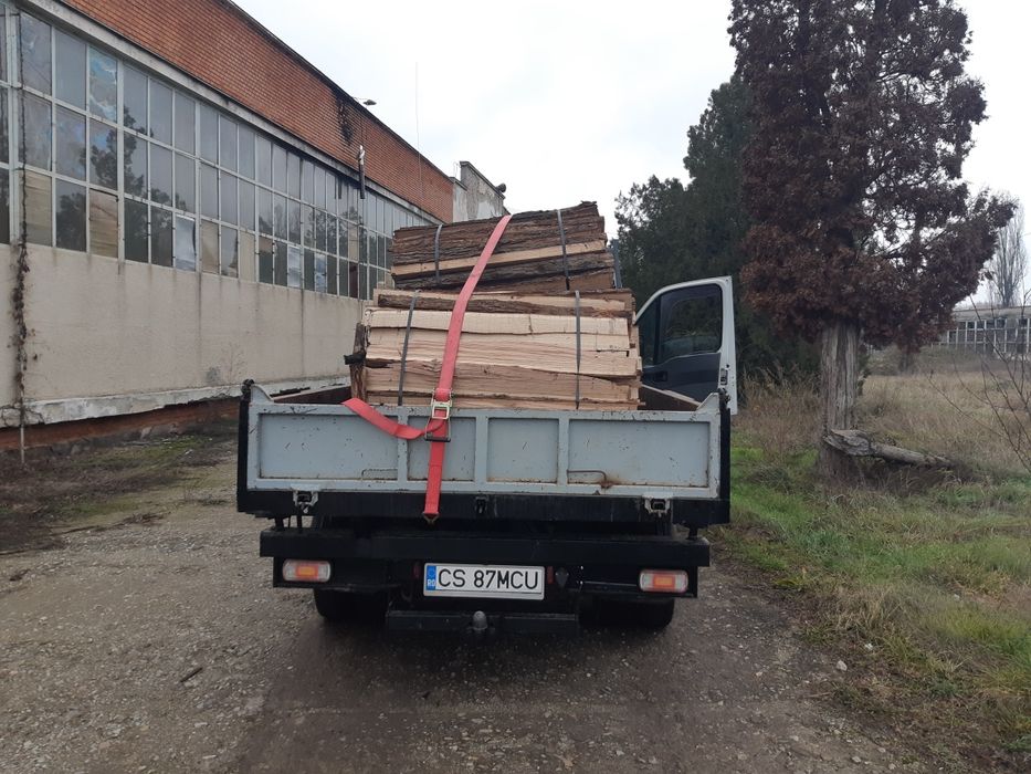 Lemn de gater uscat la palet