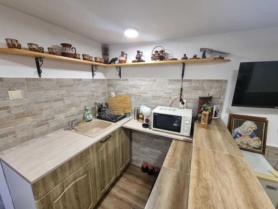 Топ цена-Етаж от къща, гр. Ямбол Център