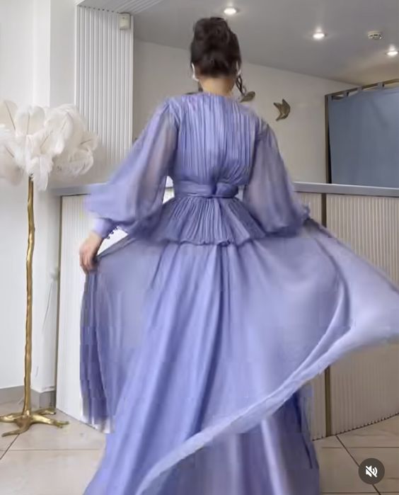 НОВОЕ вечернее платье 48р