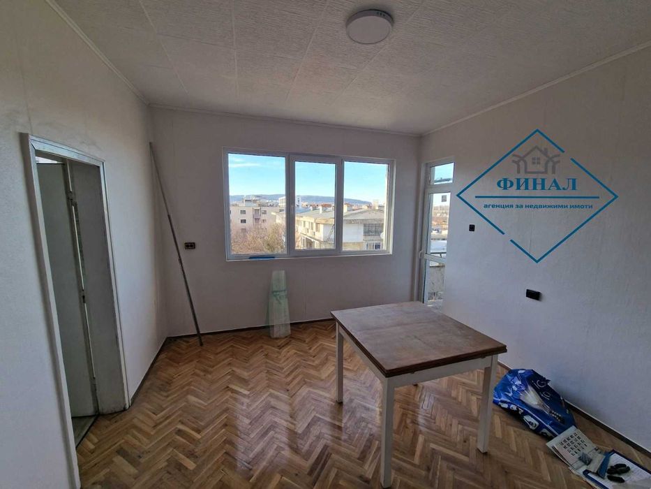 Продава се Тристаен апартамент в Шумен, Добруджански - 78 кв.м за 1275 €/кв.м - Снимка #7