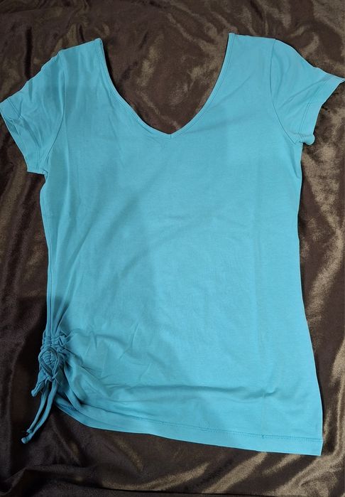 Tricou Esprit, mărimea M in stare foarte bună.