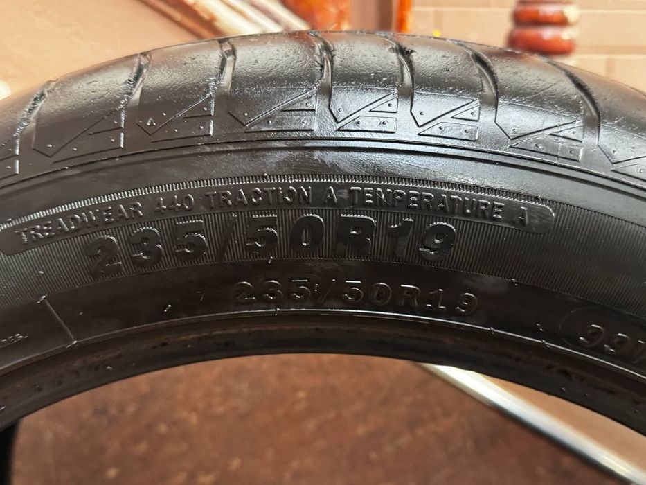 235/50R19 Автошины