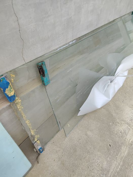 Ойна  сотилади .магазин дан чиккан .куп ишлатилмаган