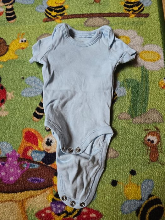 Lot body-uri bebe 0-3 luni