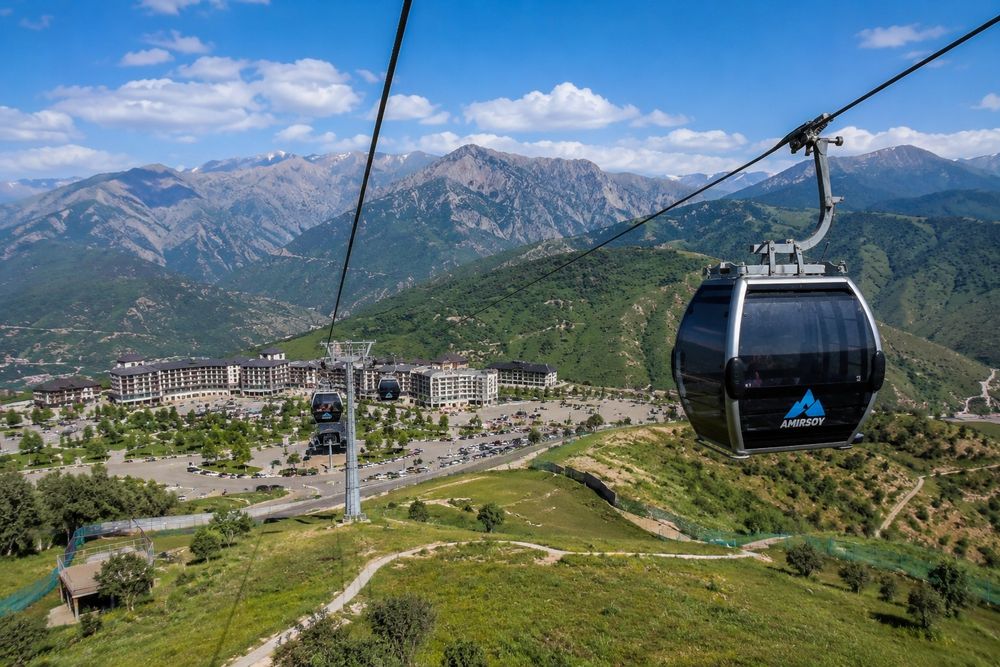 Tourist transfers BYD champion Чарвак,Бочка,Амирсай,Бурчмулла и т.д