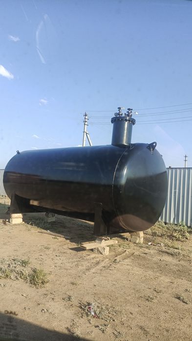 Продается газовая емкость, подземный 20 куб.