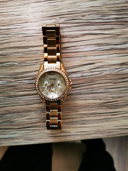 Vand ceas fossil dama