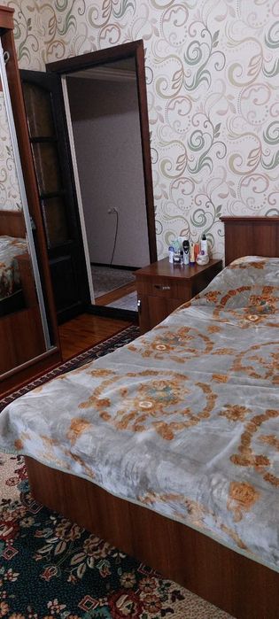 Продаётся своя 4-х комнатная квартира на Карасув-4