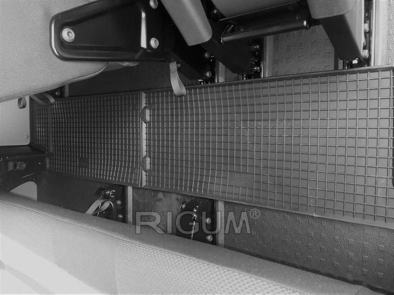 Гумени стелки и багажник VW Transporter Multivan T5 от 2003 T6 от 2015