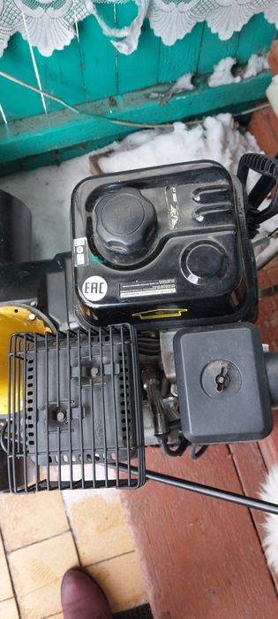 Снегоуборочная машина