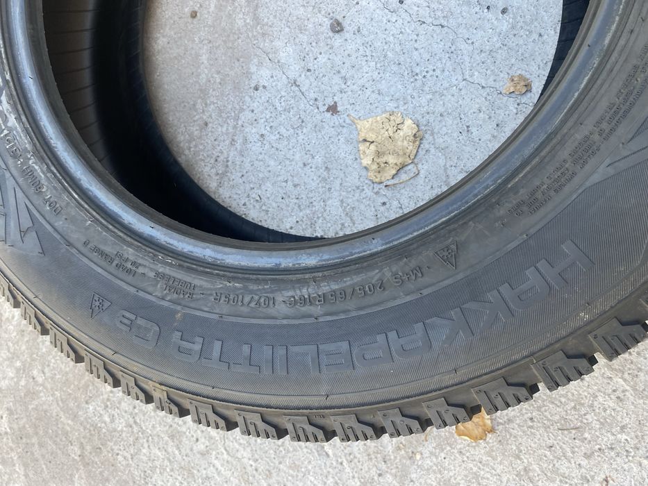 НОВИ 205/65/16 за Бус Nokian 4бр