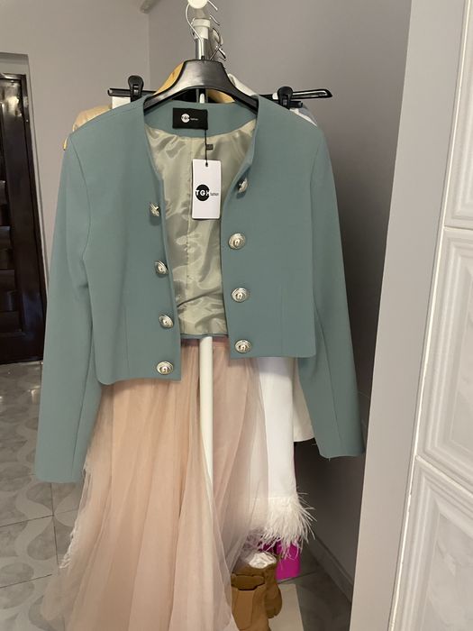 Costum doua piese sacou si pantalon cu butoane arginti