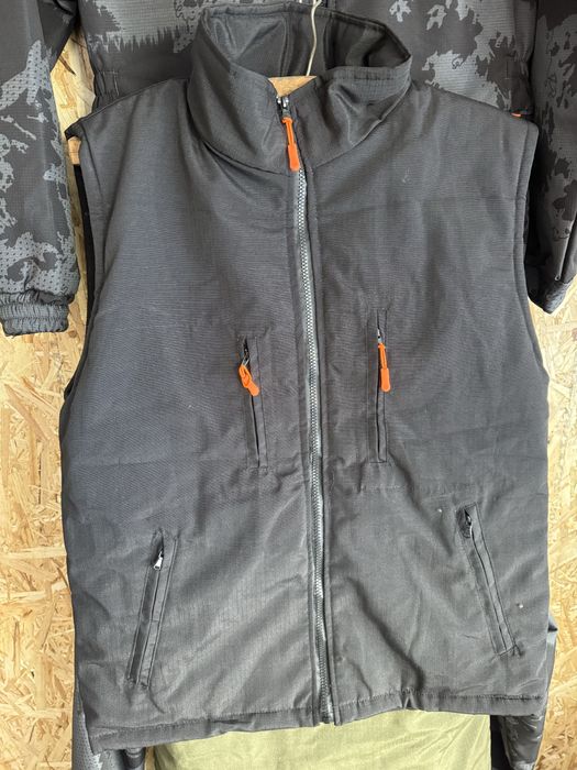 Жилетка флисовая