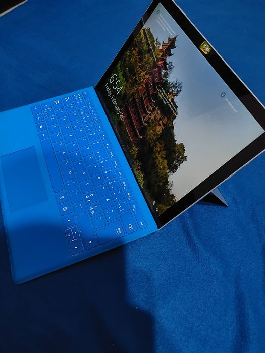 Microsoft surface pro4 a1724 128gb