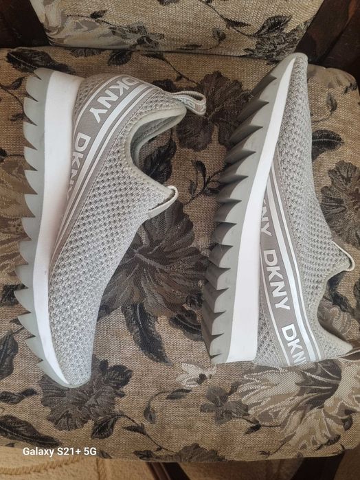 Дамски обувки DKNY
