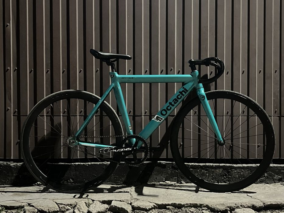 Продам Octachi at-2