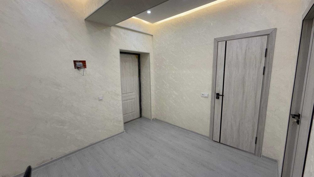 № 4002. Продается 2х-комнатная квартира в Новостройке.