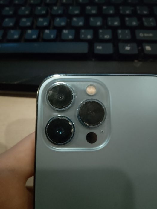 Продам iPhone 13 Pro Max (256GB)
