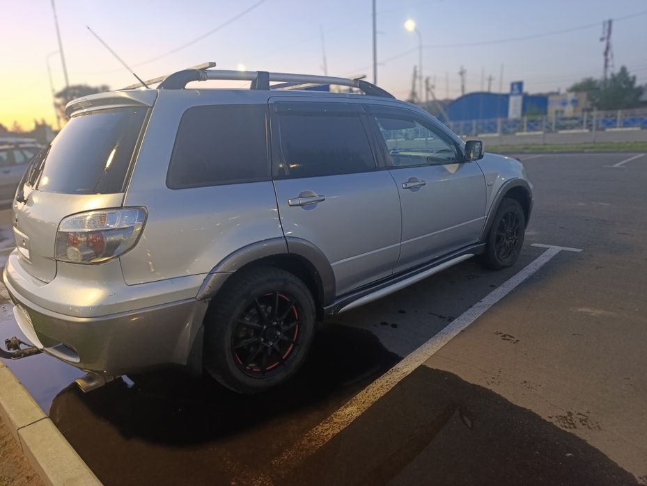 Outlander Mitsubishi