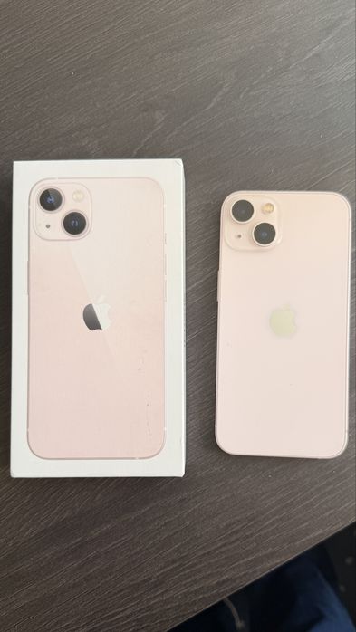 Розов iPhone 13 128 GB - отличен
