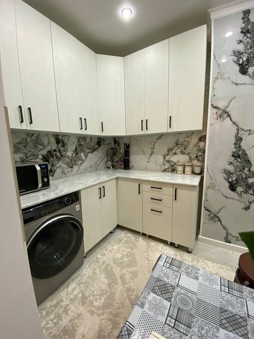 Өте таза, хош иісті пәтер жалға беріледі.