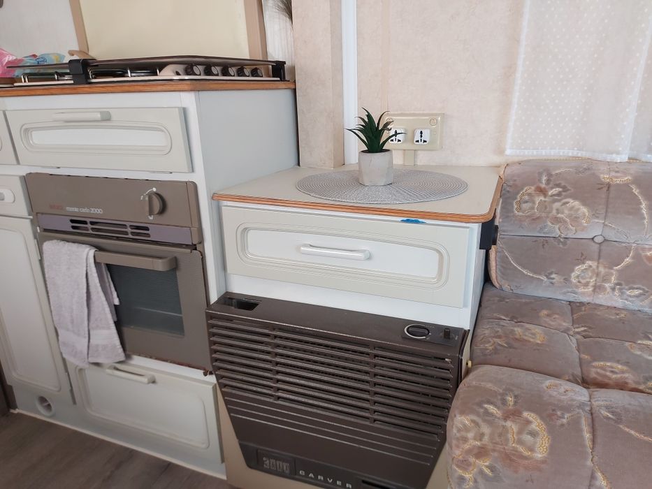 Стационарна каравана