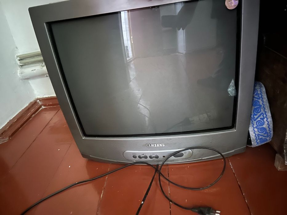 Телевизор Самсунг