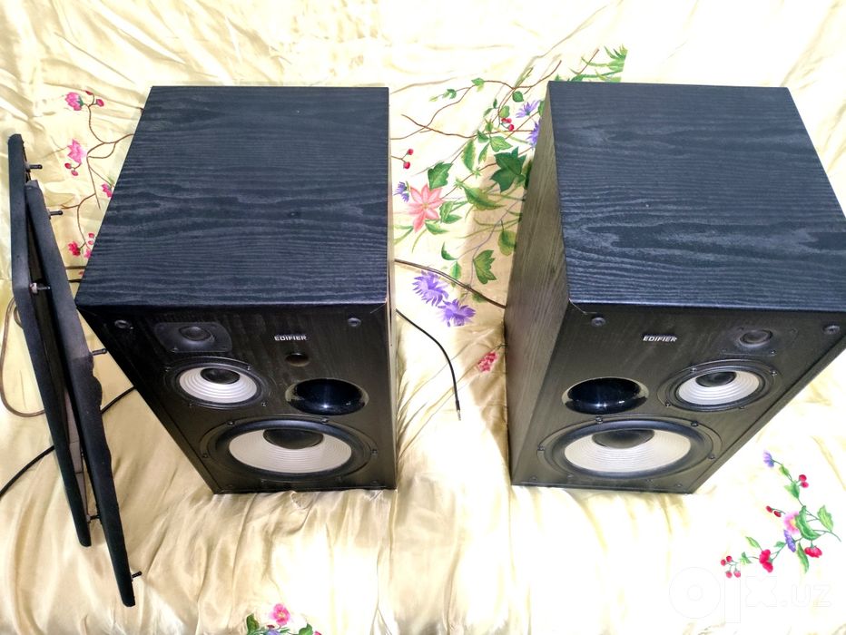 Edifier R2800. Мощные колонки