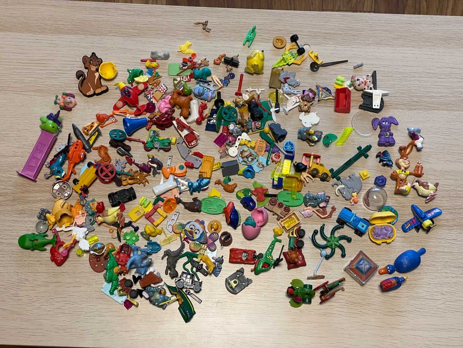 Детски играчки от шоколадови яйца