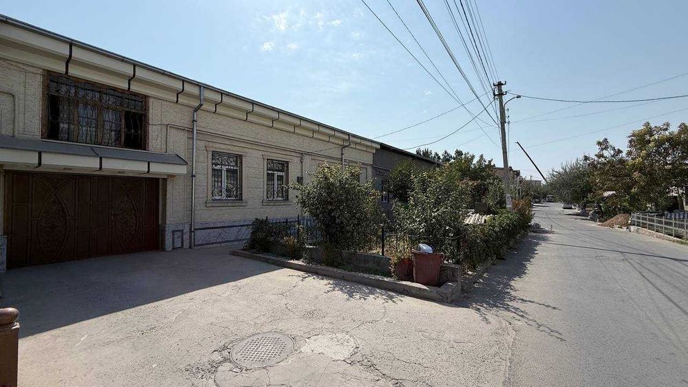 Просторный дом с мебелью и техникой — ул. Такачи 4 сотки