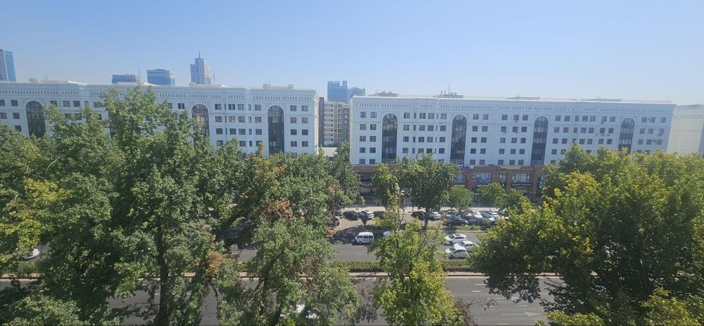 3 ком. 80 м². Два балкона. Ор-р Ташкент Сити