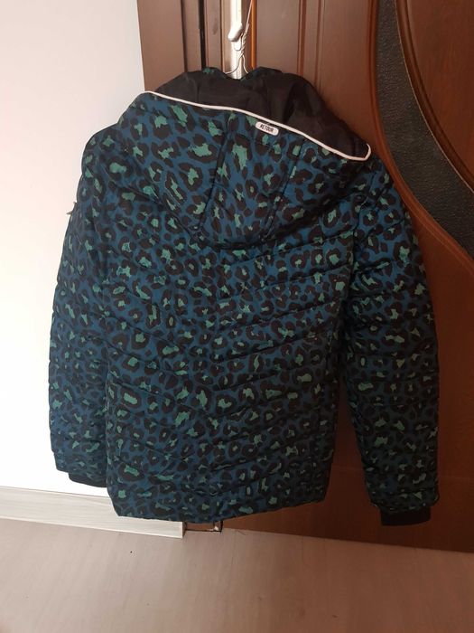 Vand geaca schi fete 13-14 ani